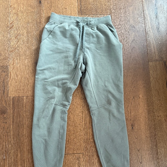 Lululemon men’s city sweat jogger in green - Picture 1 of 2
